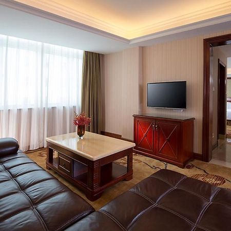 Vienna Hotel Shenzhen Exibition Center ภายนอก รูปภาพ