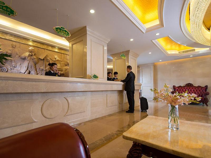 Vienna Hotel Shenzhen Exibition Center ภายนอก รูปภาพ